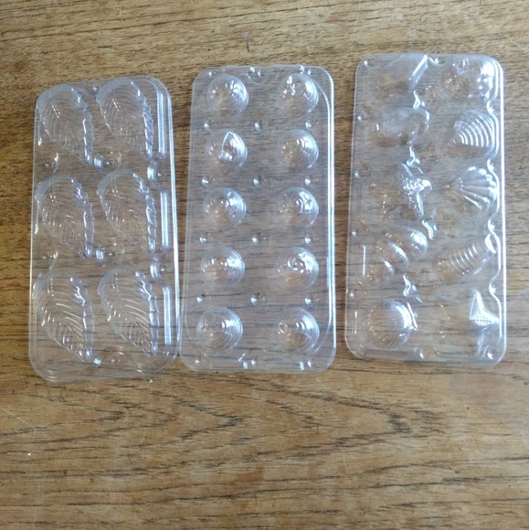 12  Chocolate and Candy Making Molds - Picture 5 of 5